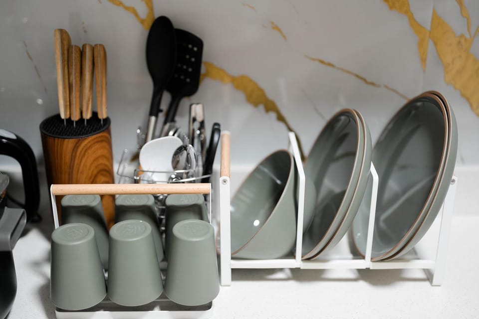 Kitchen or kitchenette, kitchen