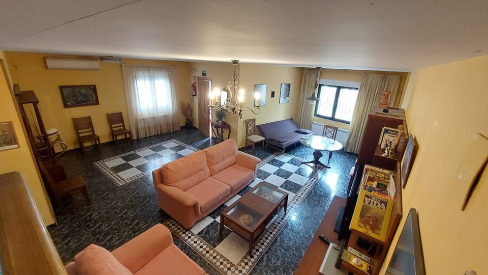 Communal lounge/ TV room, Living room