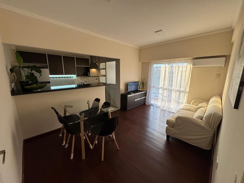 TV and multimedia, Living room, Dining area