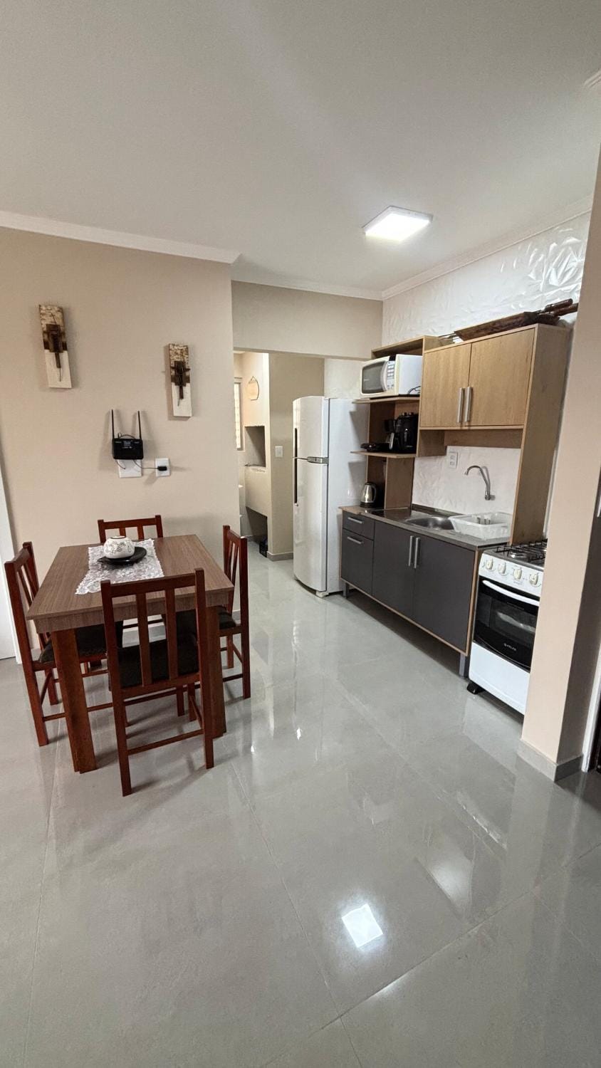 Aconchegante apartamento 2 dormitórios, sendo uma suíte, com piscina Apartment in State of Rio Grande do Sul