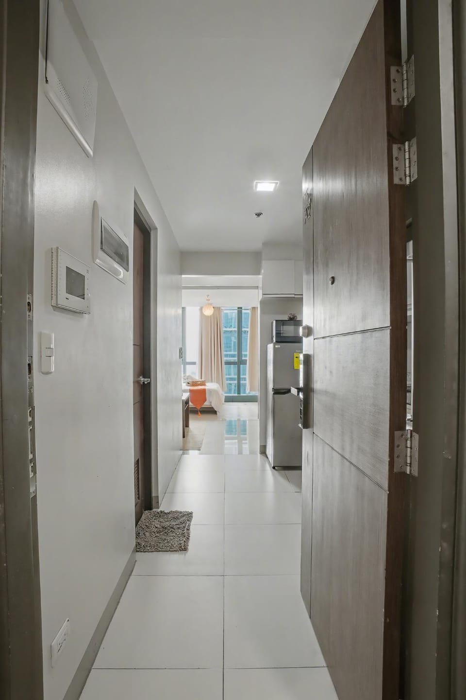 Bgc One Uptown Residences 15th Floor Apartment in Makati