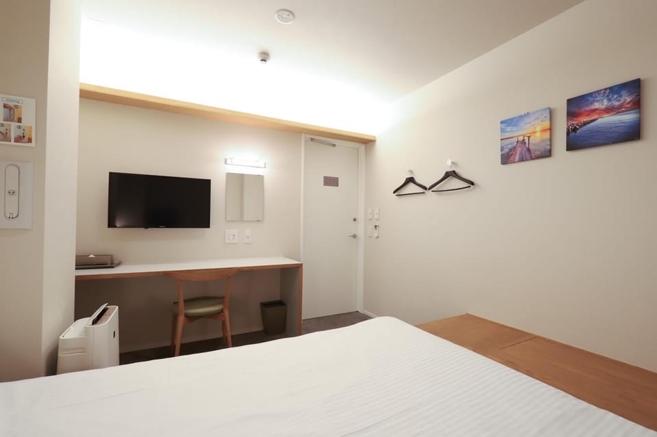 TV and multimedia, Photo of the whole room
