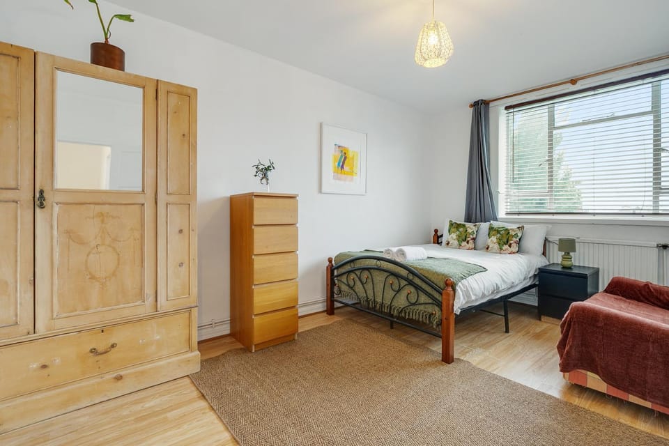 Zone 1 Spacious Serviced Apartment in Central London Apartment in London Borough of Islington
