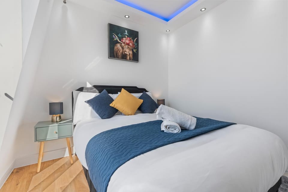 Elegant 2BR-1BATH Flat Near London Eye and Westminster Apartment in City of Westminster