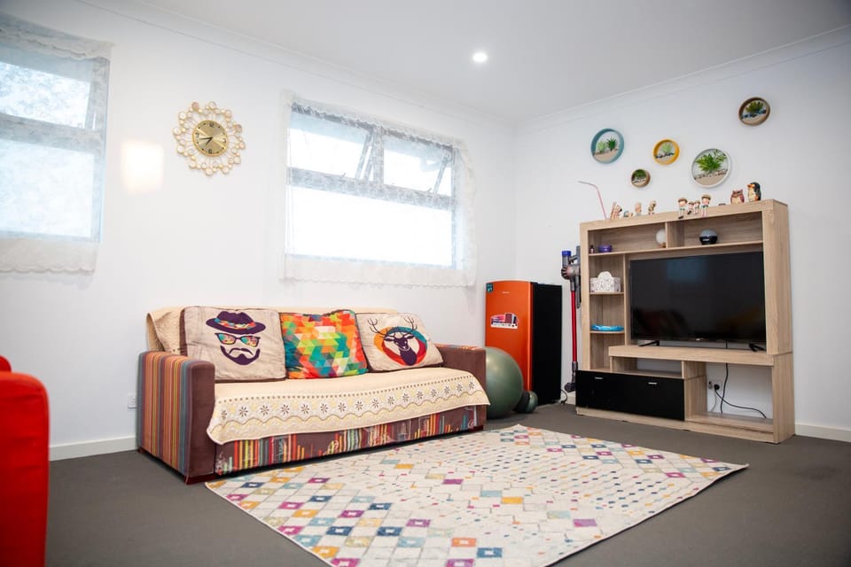 Living room, Family