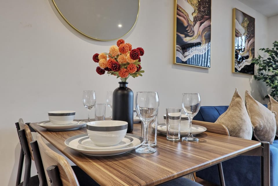 Homely & Lush 1 Bed Apartment at Trinity Point Gravesend, Suitable for Long Stay and Short Stay Apartment in Gravesend
