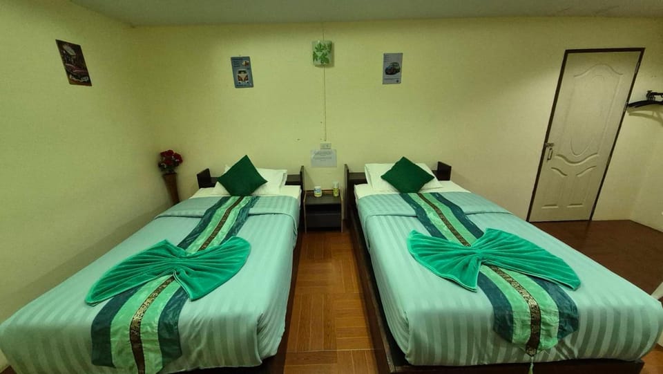 Khao Sok Royal Bamboo Lodges - SHA Certified Nature lodge in Khlong Sok