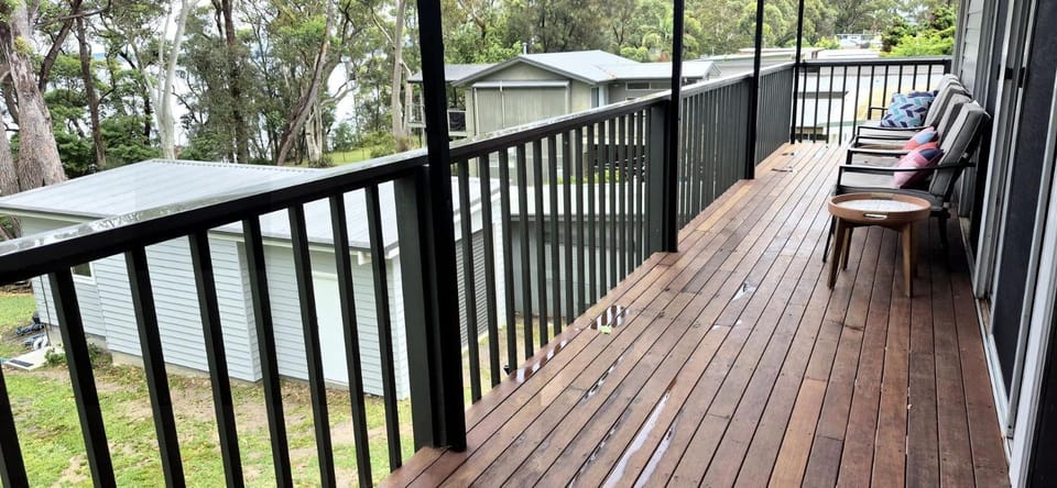 Greville Getaway by Book Jervis Bay - Waterfront Family Stay Sleeps 10 House in Saint Georges Basin