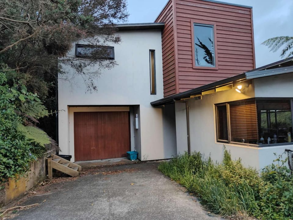 Ke's home House in Wellington