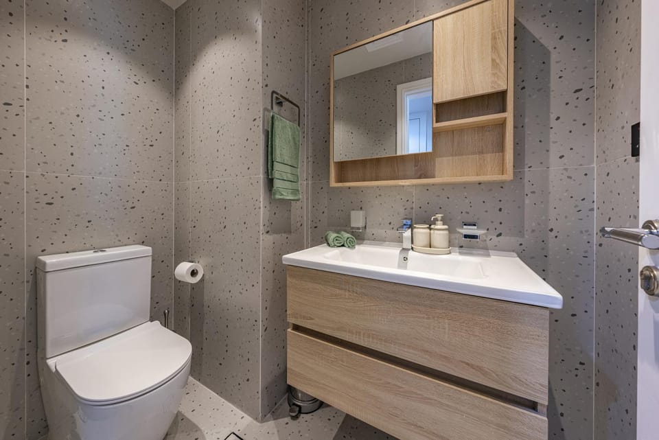 harborfront elegance dubai Apartment in Dubai