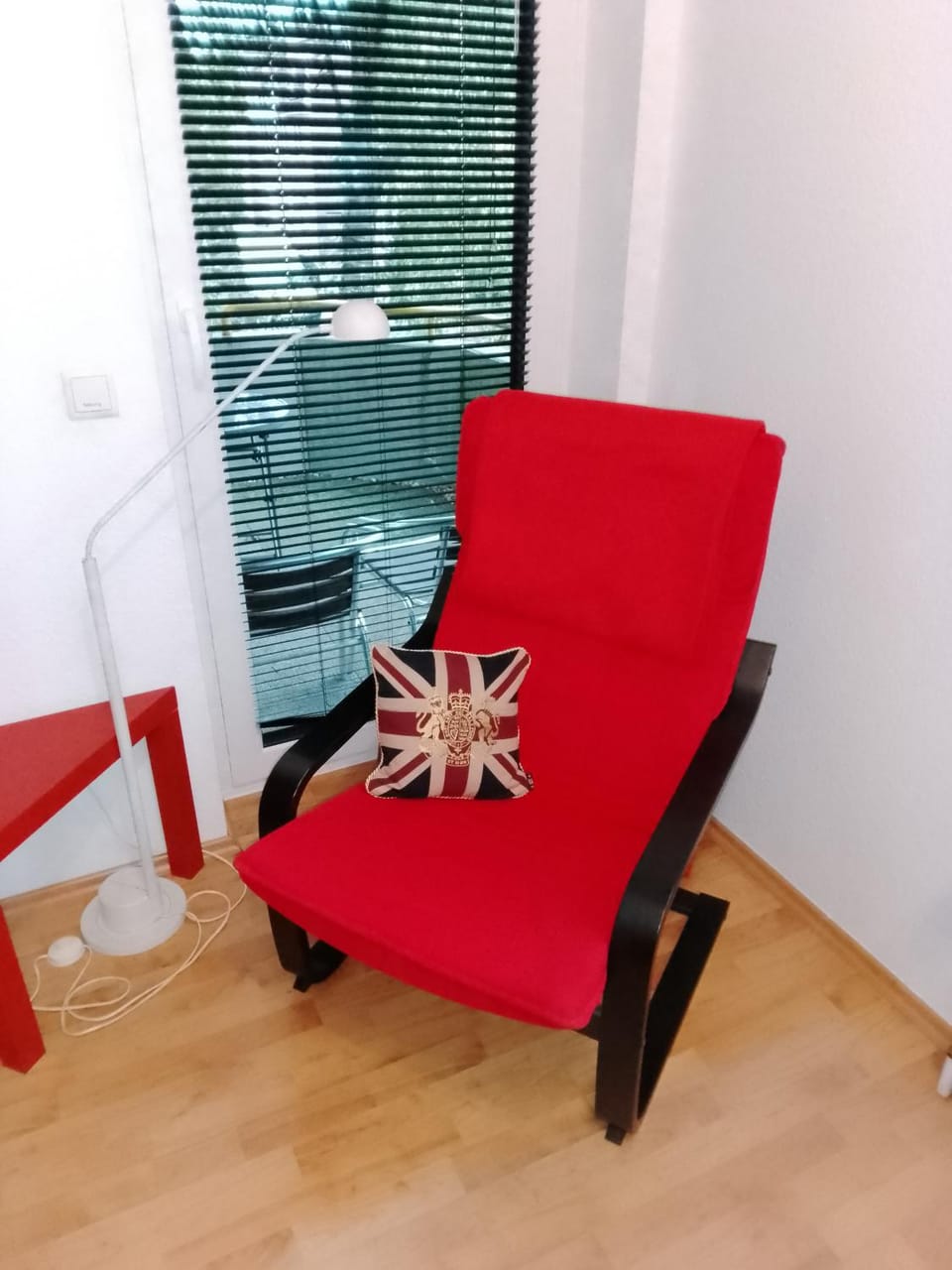 Photo of the whole room