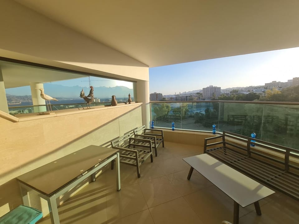 Top Class Excluzive Luxury Golf Resort new on booking Apartment in Eilat