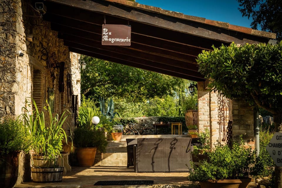 Les Logis des Magnans - Gite ASTRUC- House in Occitanie