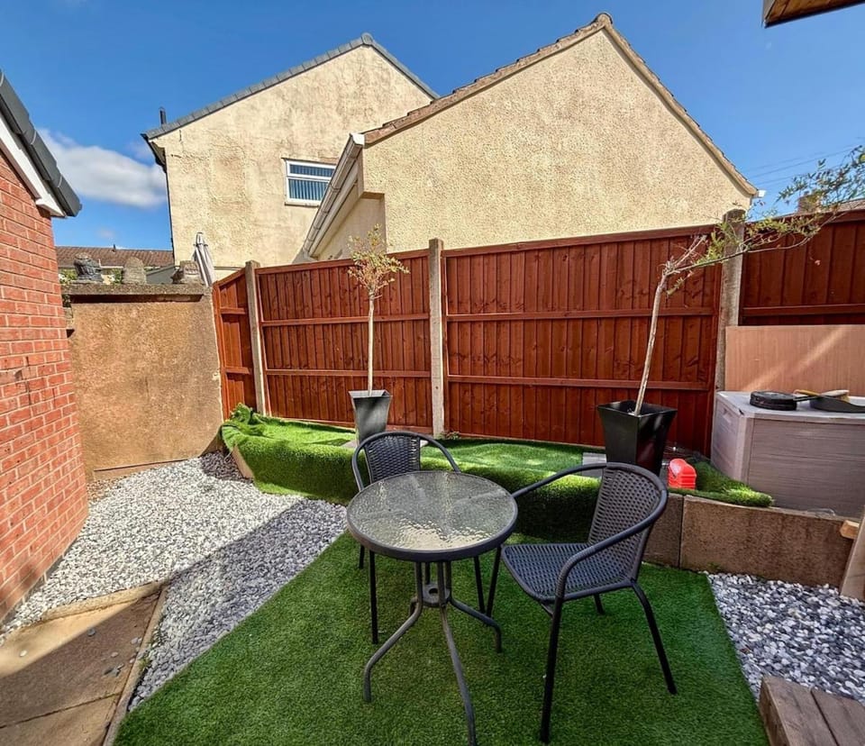 Rabbits Nest Studio Apartment in Leicester