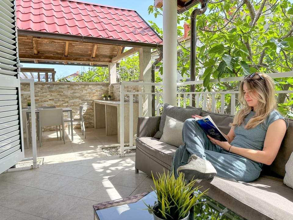 Patio, Day, Balcony/Terrace, Balcony/Terrace, Seating area