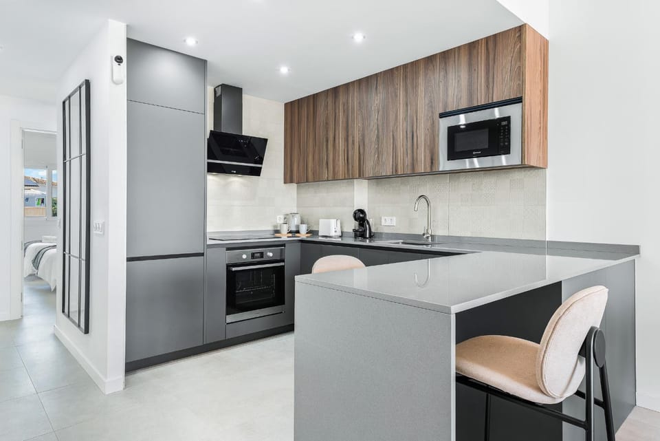 Kitchen or kitchenette