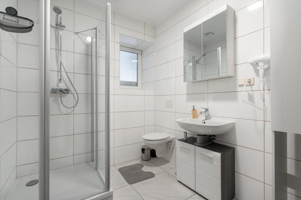Bathroom, Living room