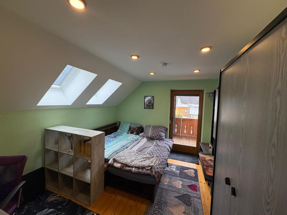 Bed, Photo of the whole room, Bedroom, wardrobe