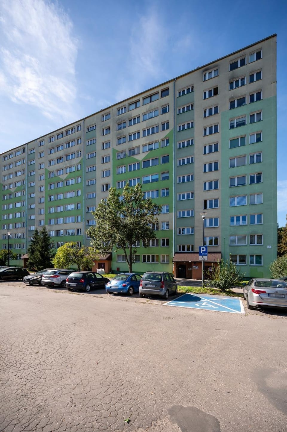 Property building, Location