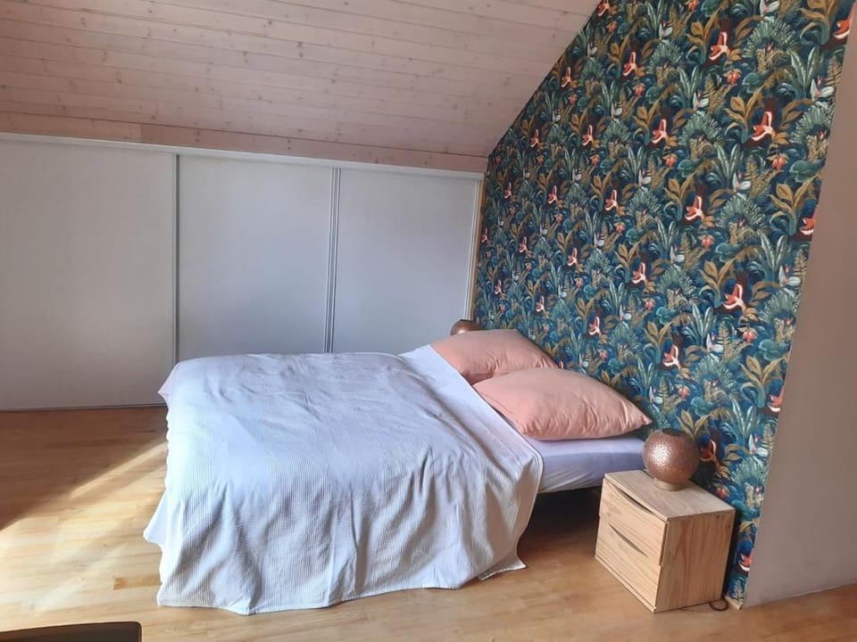Photo of the whole room