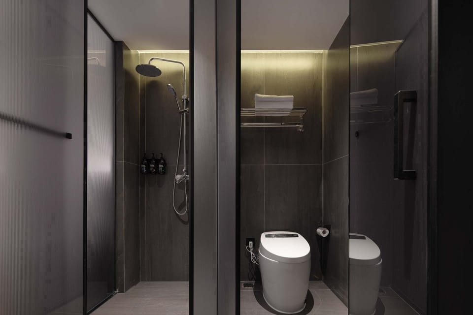 Shower, Bathroom