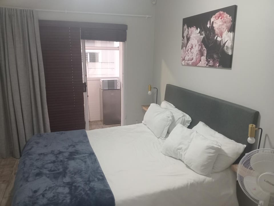 Cosy 3 bedroom House in Cape Town