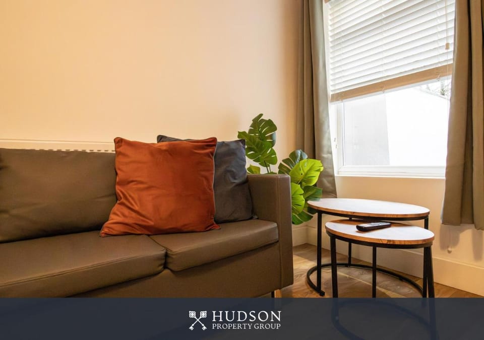 Central Oswestry 2 Bedroom House House in Oswestry