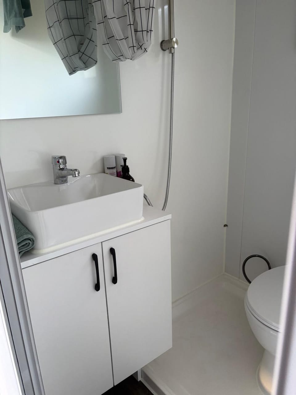 Taree CBD Tiny backyard POD Apartment in Taree