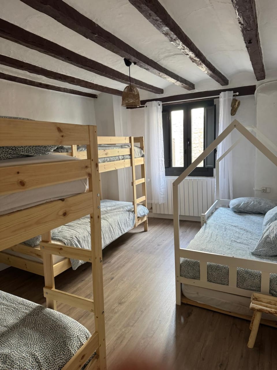 Bed, Photo of the whole room, Bedroom, bunk bed