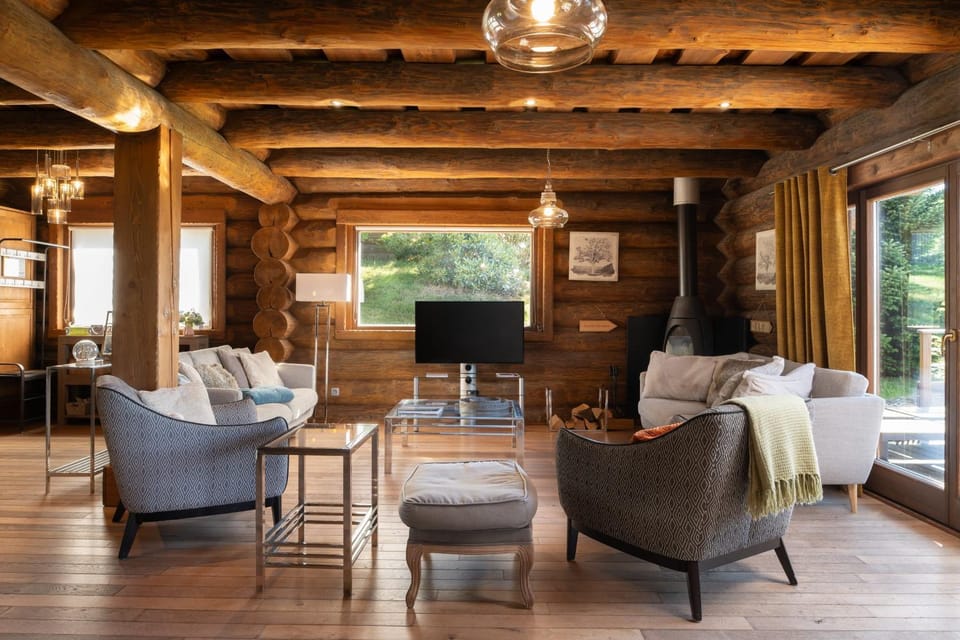 Chalet Serenity - Sleeps 9 - Hot Tub Chalet in Gérardmer