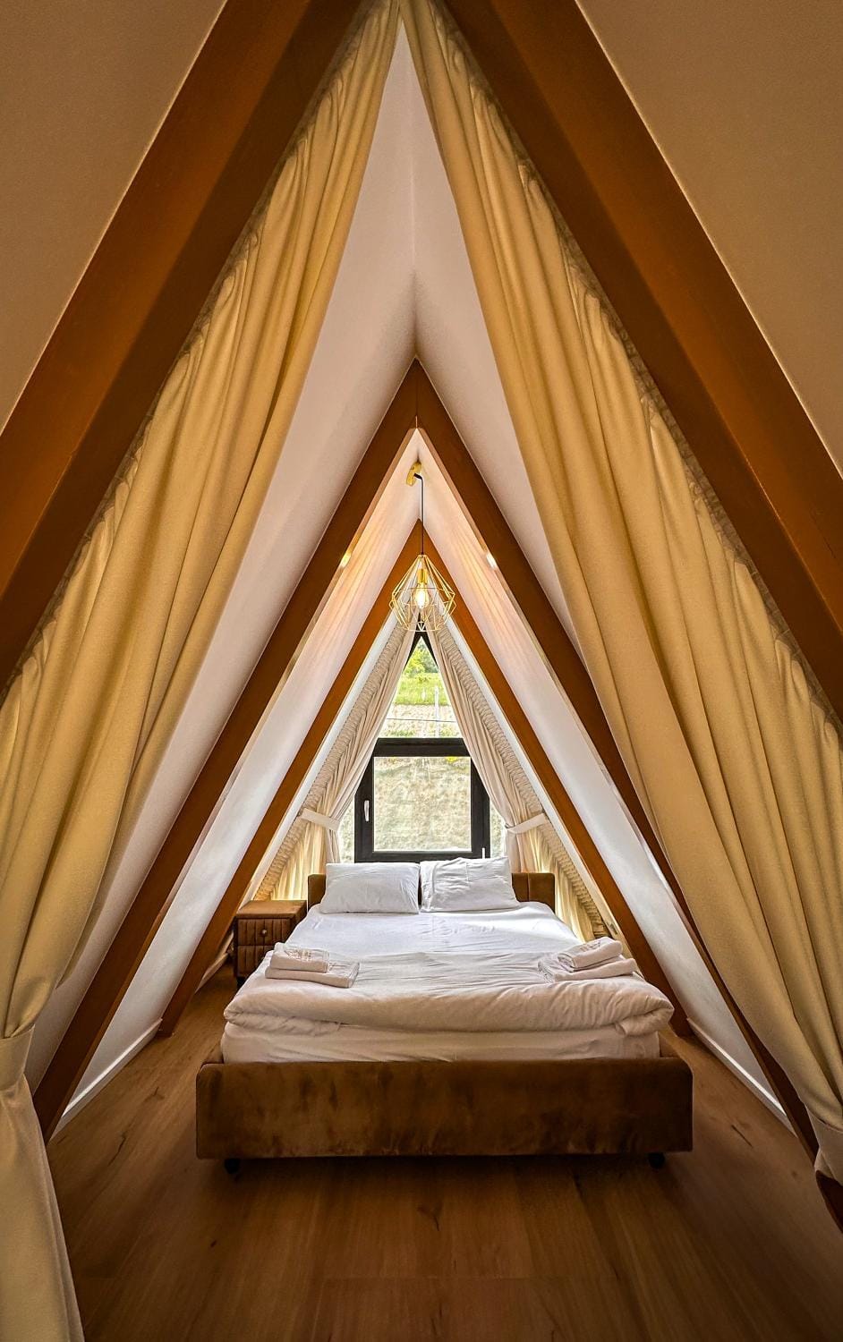 Apuseni Peak Paradise Nature lodge in Romania