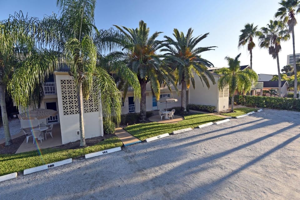 Siesta Beach House - 105 House in Siesta Beach