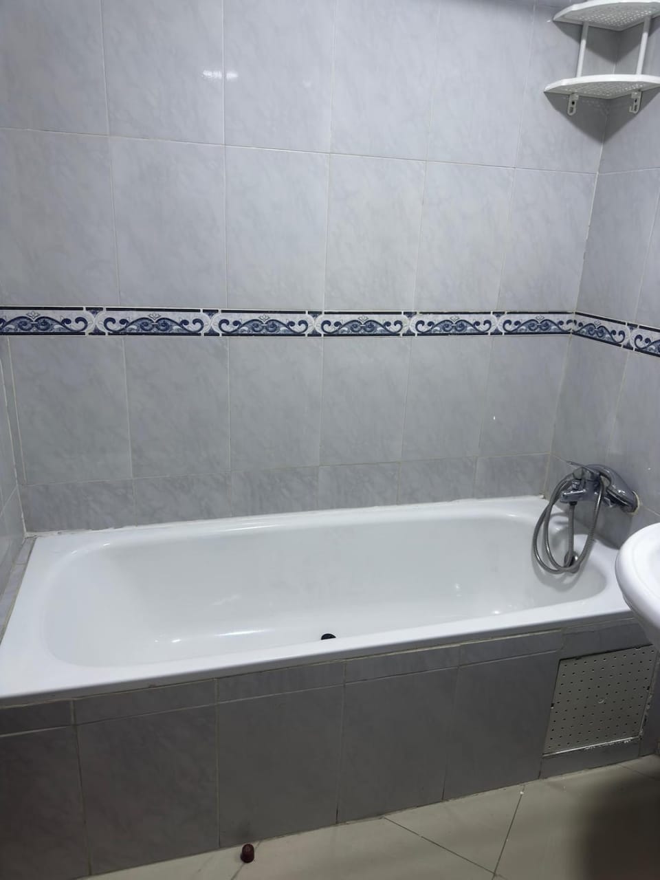 Ruim familieappartement met zeezicht in hart van Tanger Apartment in Tangier