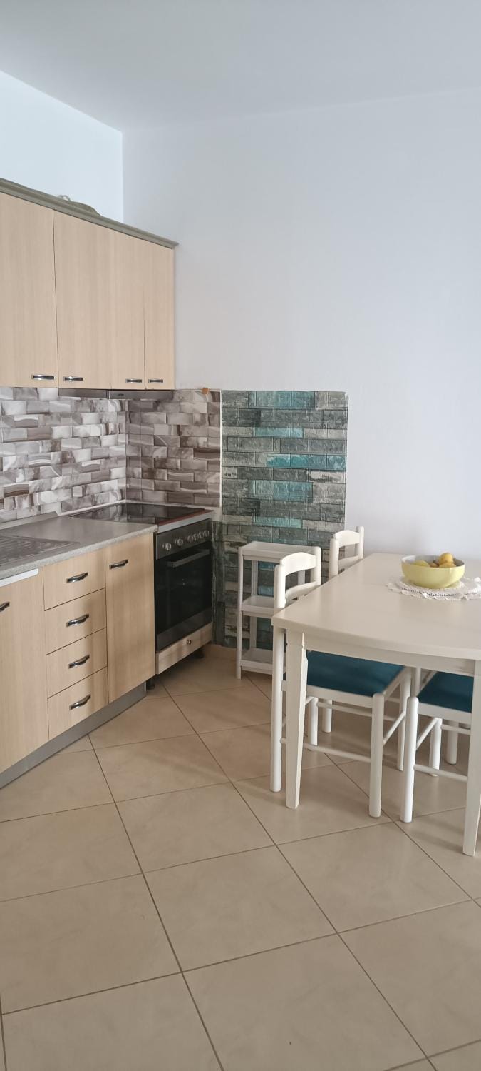 Kitchen or kitchenette, Dining area, minibar, oven, pet friendly, stove