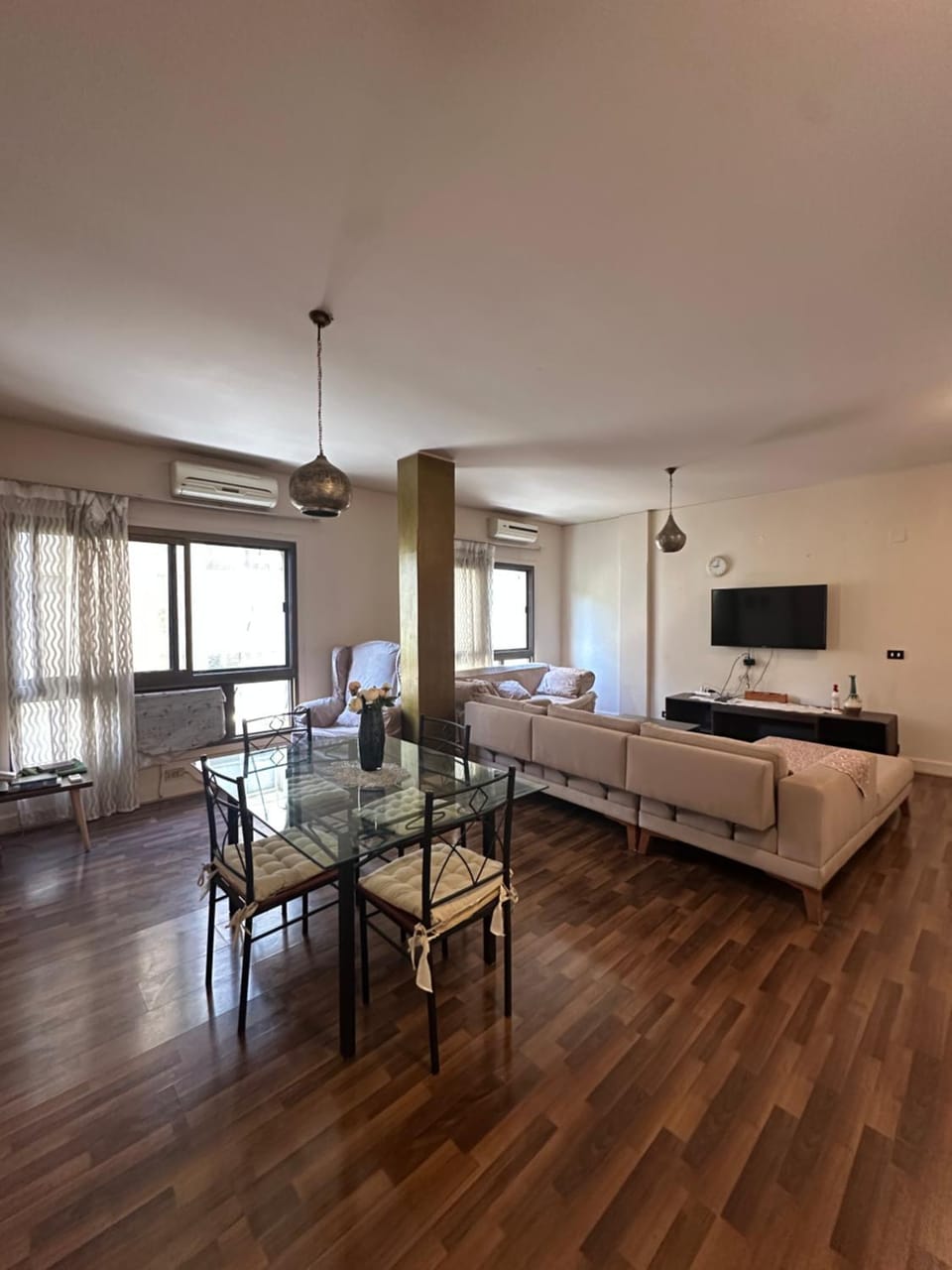 Peaceful Sunlit Retreat in Maadi Apartment in Cairo Governorate