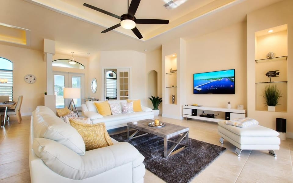 Villa Turtle View House in Cape Coral