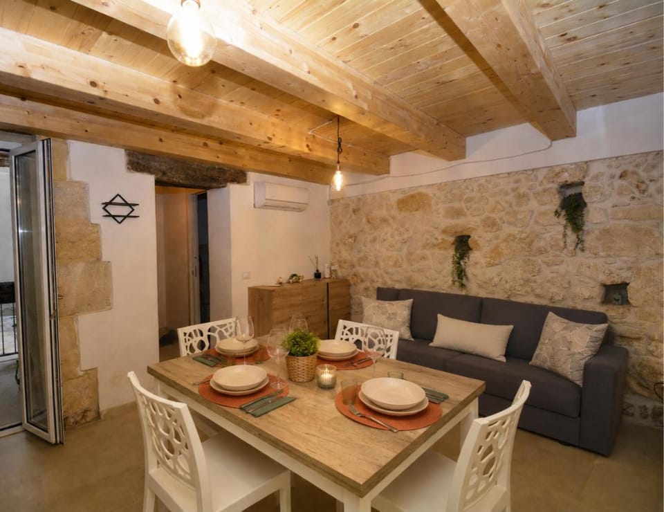 La Ficurinia Apartment in Syracuse
