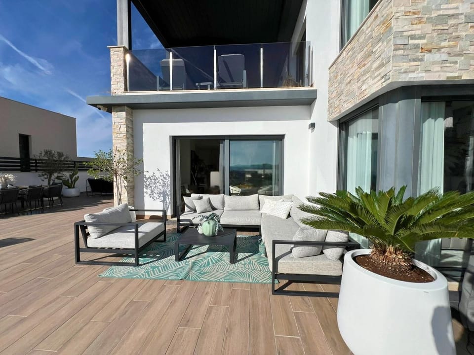 Property building, Living room