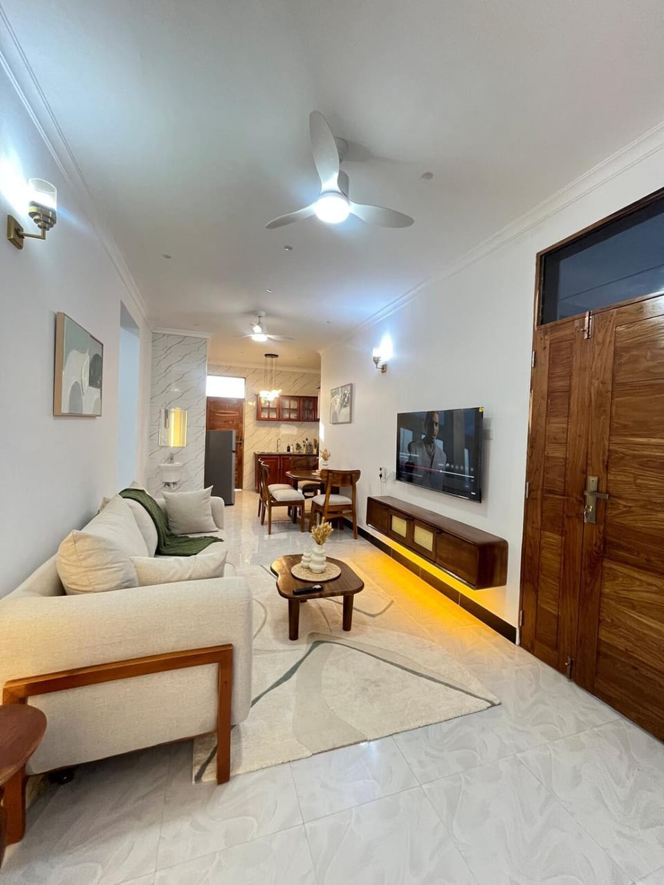 Communal lounge/ TV room, TV and multimedia, Living room, Photo of the whole room, Seating area, Evening entertainment