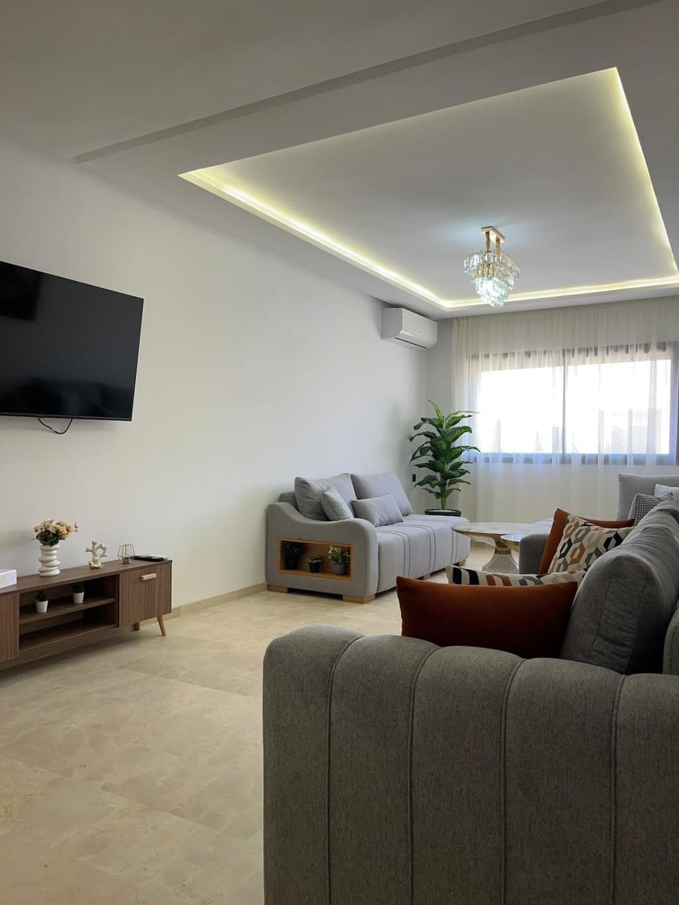 Communal lounge/ TV room, TV and multimedia, Living room, Seating area
