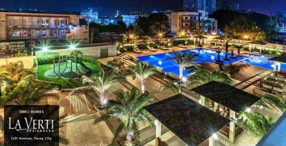 1BR LaVerti Minalist affordable family staycation Apartment in Pasay