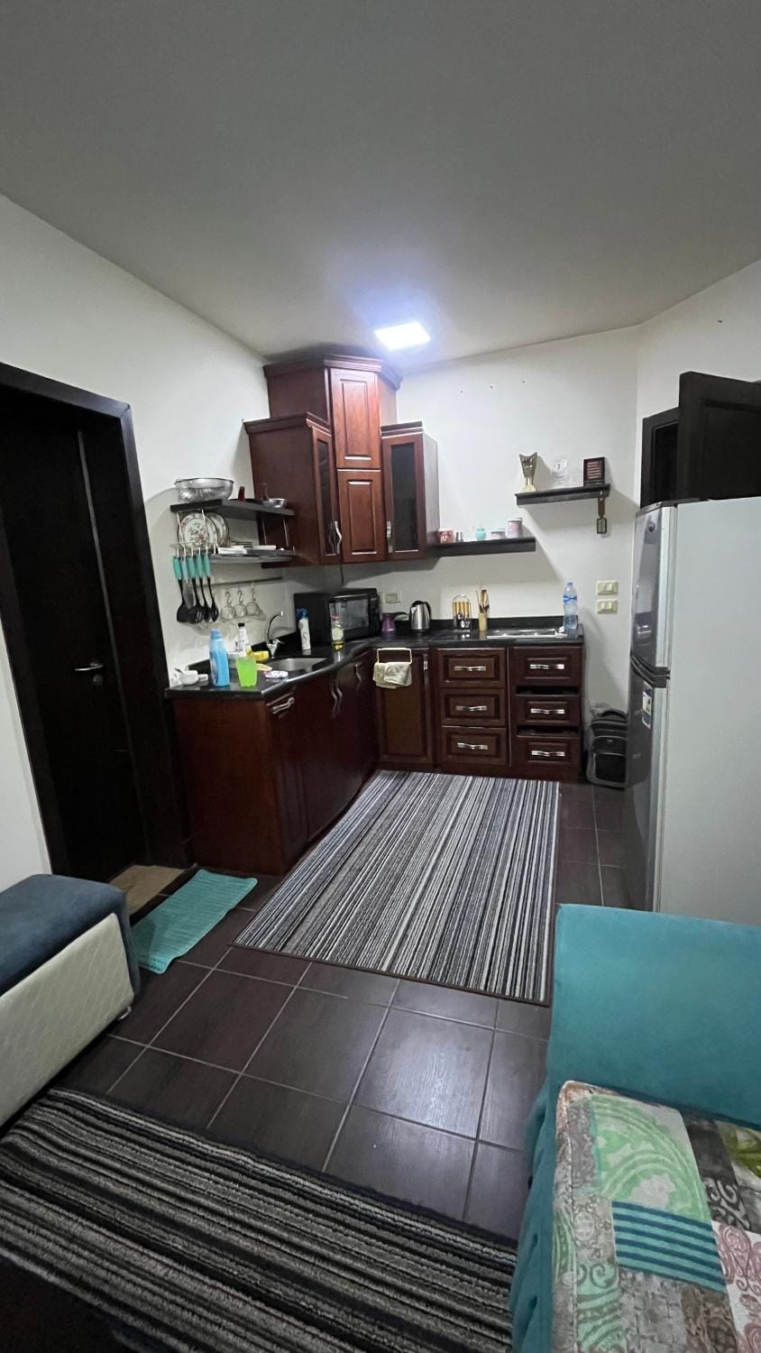 Kitchen or kitchenette, Dining area, oven, stove