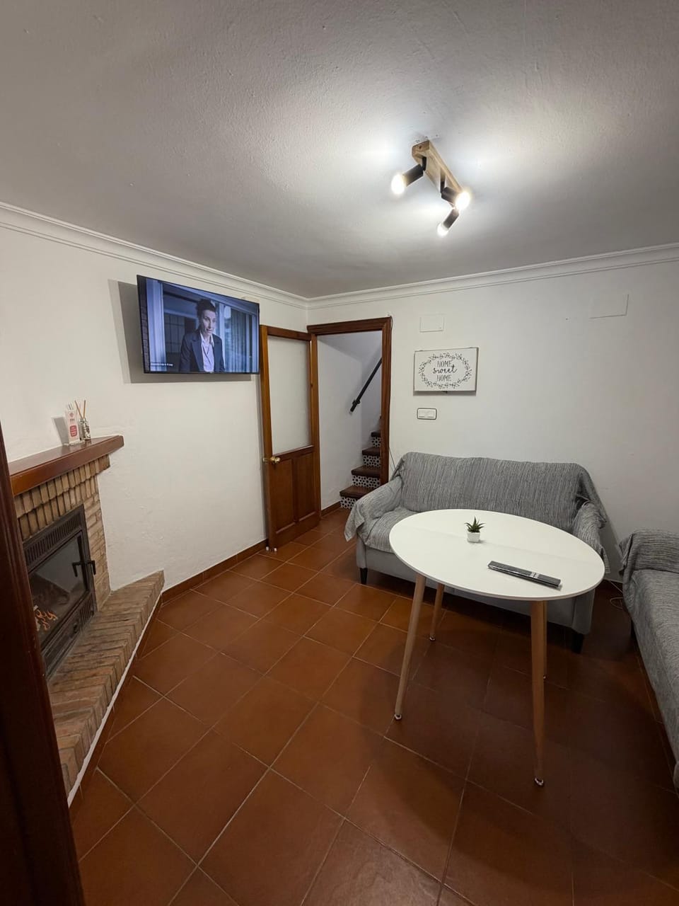 La casita de abajo Apartment in Zahara de la Sierra