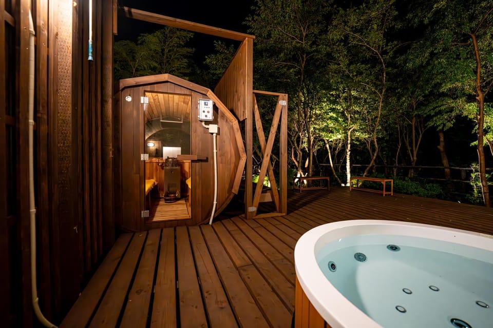 Sauna, Steam room