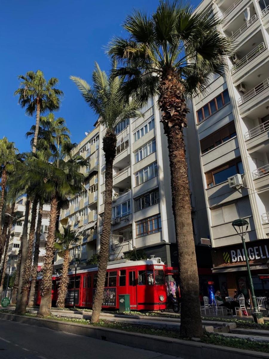 Hadrian Nest 3BR Apartment Opposite Hadrian Gate Apartment in Antalya