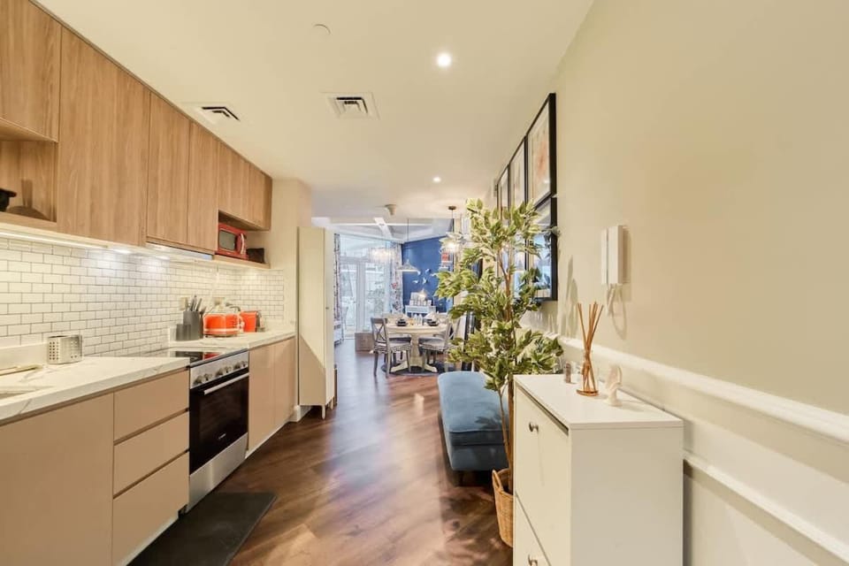FAM Living Contemporary 1BR Apartment Urban Oasis Apartment in Dubai