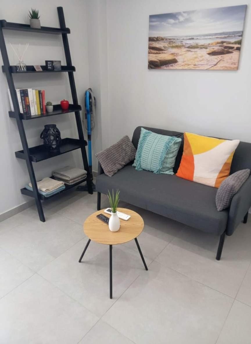 Your Little Athenian Retreat Ampelokipoi Studio Apartment in Athens