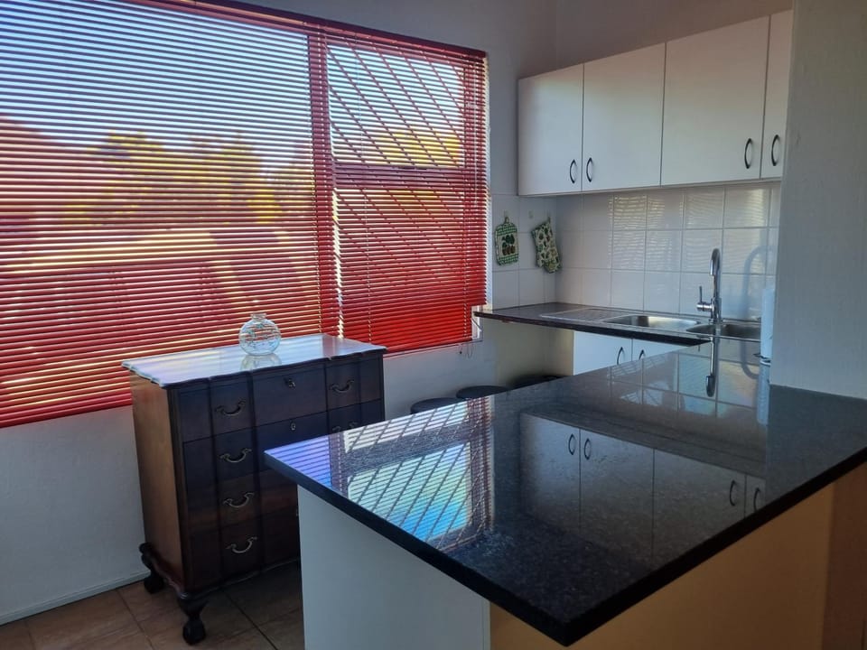 3 On Herschell Apartment in Cape Town