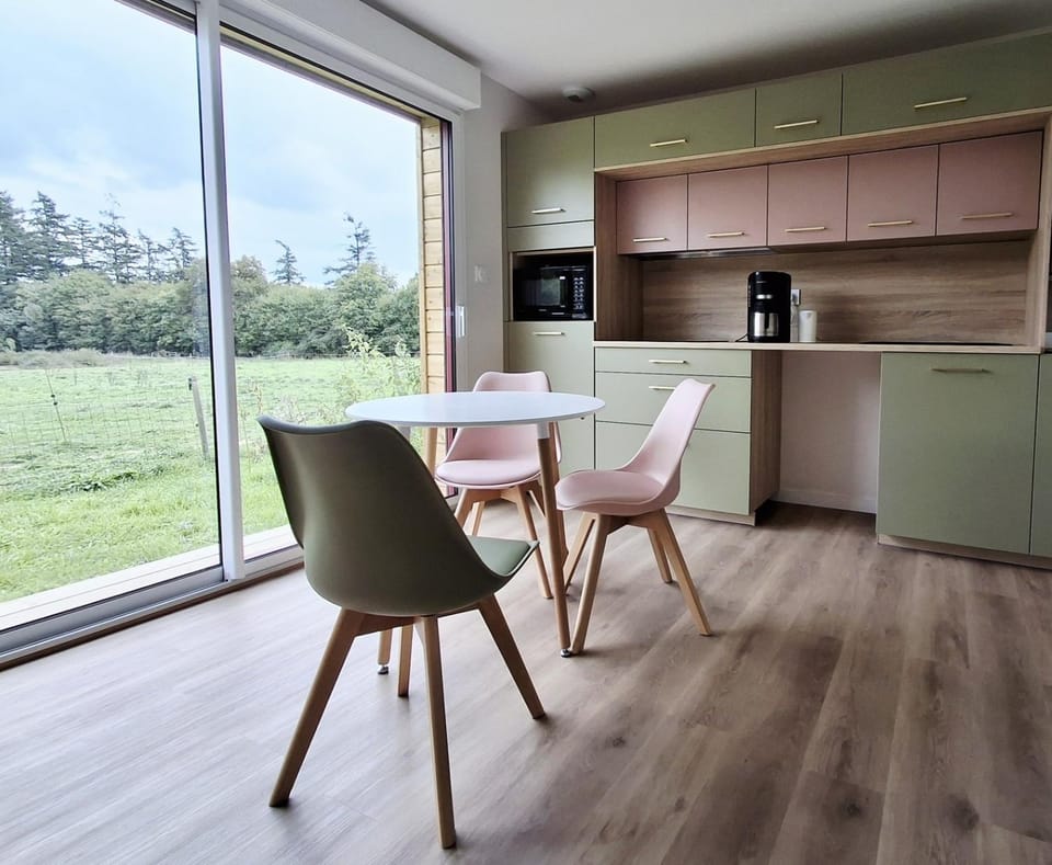 Gîte et chambre d'hôte pour 2 personnes dans Mon Savoureux Jardin Bed and Breakfast in Pays de la Loire