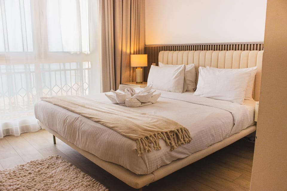 Stylish Two-Bedroom Apartment Overlooking the Sea by Hala Homes Apartment in Ras al Khaimah